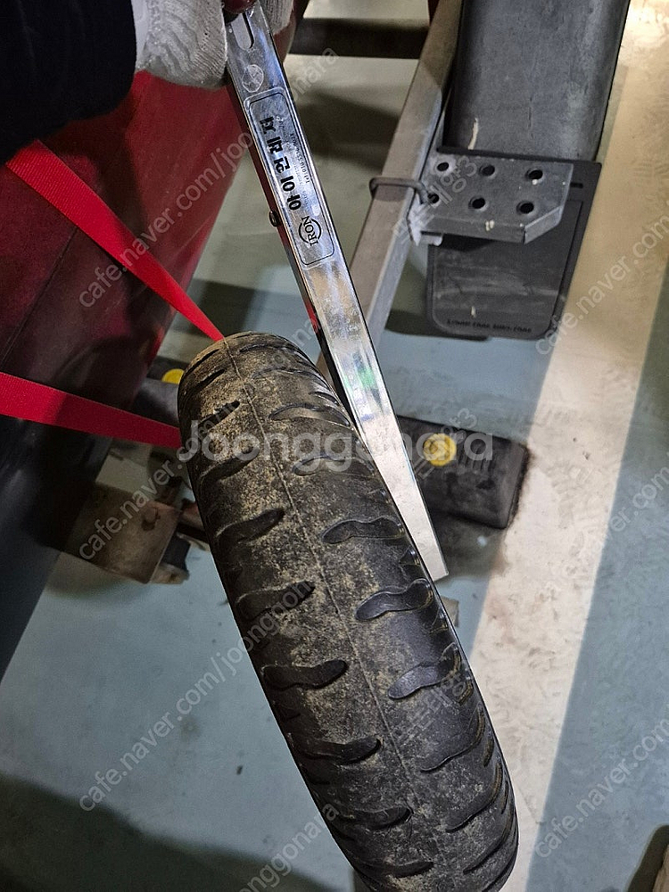 피싱카약 카이로스12.8ft 검빨 + 하이타임3마력가이드 29v배터리 등--9