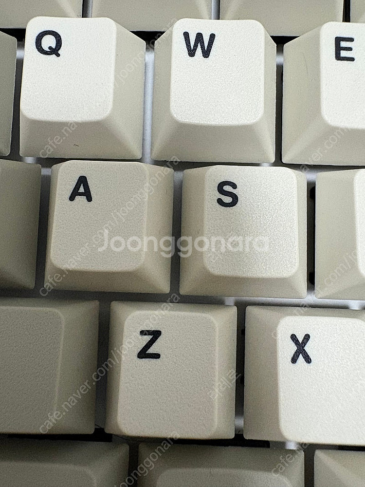 레오폴드 키보드 FC750RBT 화이트투톤 갈축--2