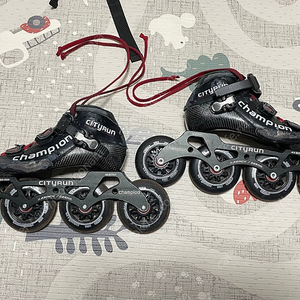 시티런 챔피언 인라인 레이싱 (210mm) 4륜 카본