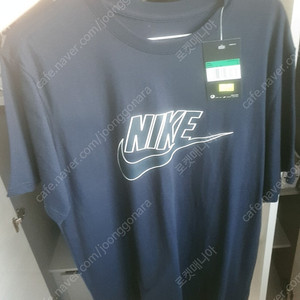 나이키 반팔티 새제품
