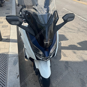 혼다 포르자 300 18년식 69,000km 환검완료