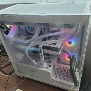 고사양AMD7800x3d / RTX4070슈퍼3팬 본체