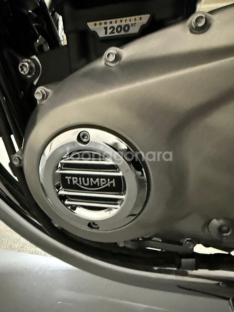 트라이엄프 본네빌 t120--9