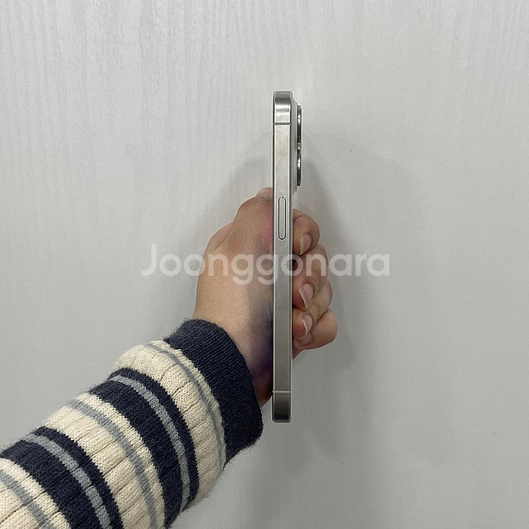 아이폰15프로 128GB 화이트티타늄 부산 중고폰 팝니...--6