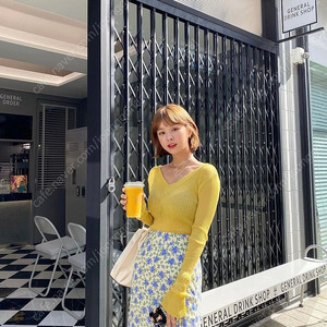 임블리 연노랑 롱스커트 플라이모델 반팔 노랑 니트