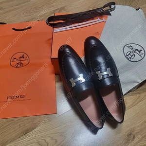 에르메스 파리로퍼 38 새상품