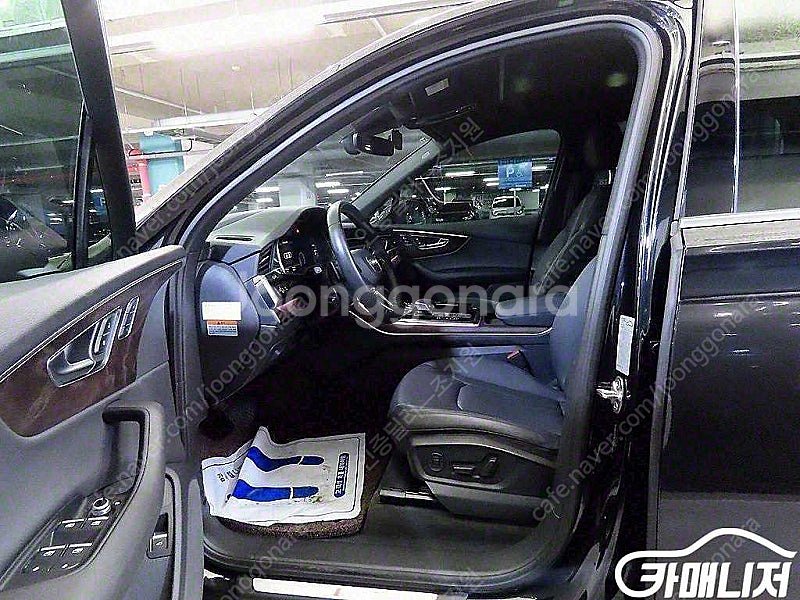 [아우디]Q7 (4M) 45 TDI 콰트로 프리미엄 ★...--6
