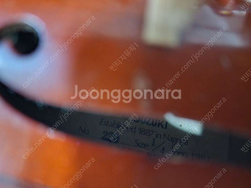 스즈키바이올린 220 중급용 바이올린 도미넌트현 130년 전통의 명품바이올린 품질좋은 메이플 목재사용 따뜻한음색 /...--4