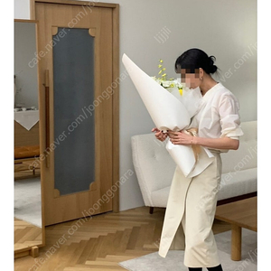 시에 베일리 셔링 블라우스 쉘크림