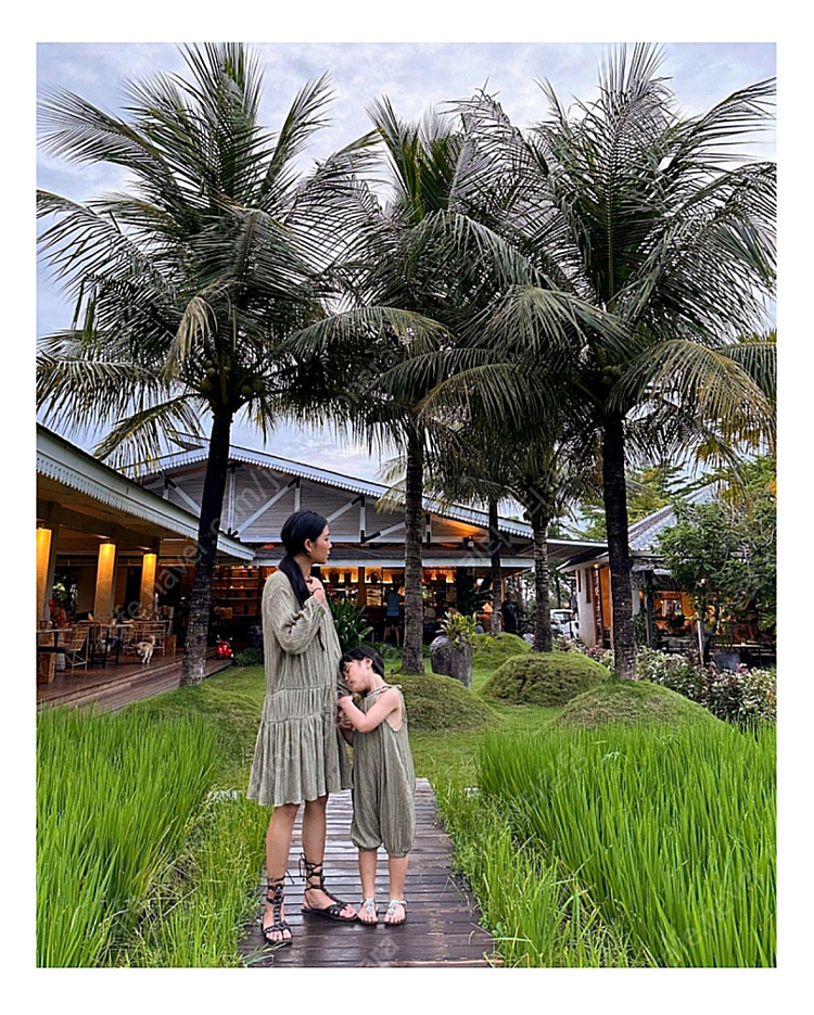 (새상품)아이에머 보헤미안 원피스 카키--2