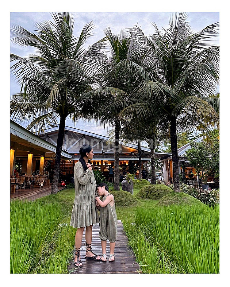 (새상품)아이에머 보헤미안 원피스 카키--2