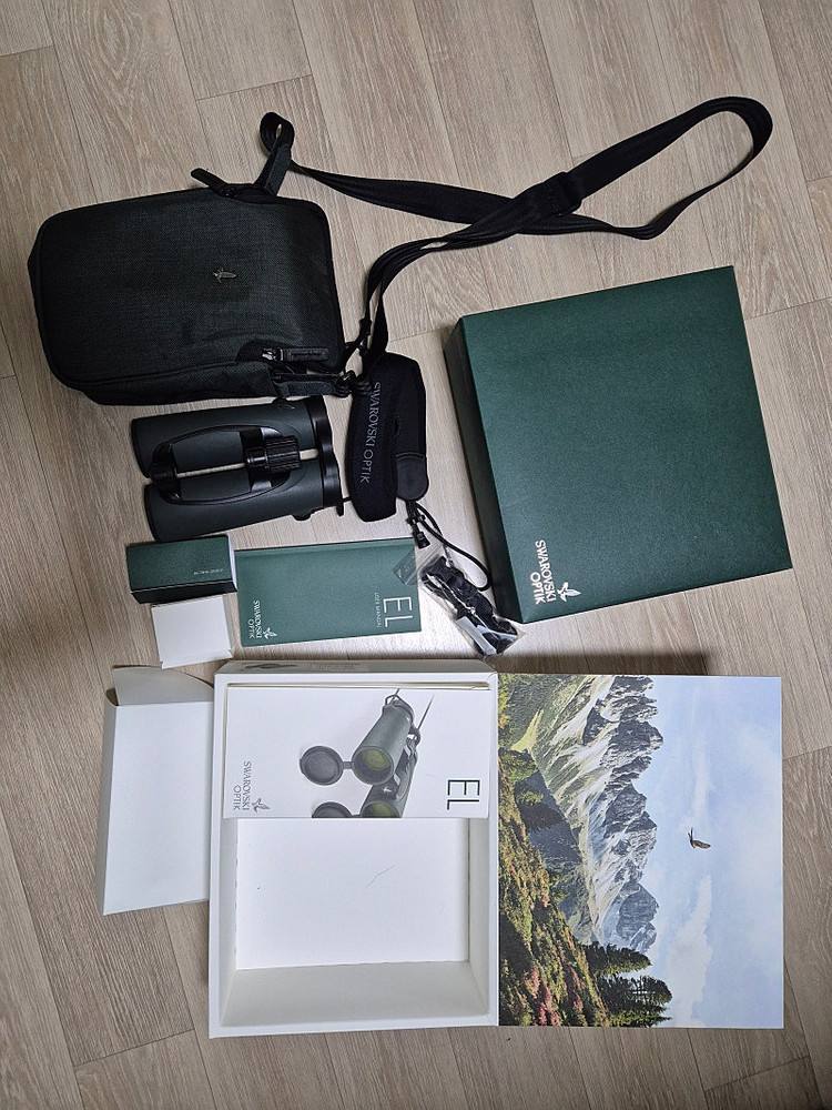 스와로브스키 new EL 8.5×42 쌍안경 판매합니다--3