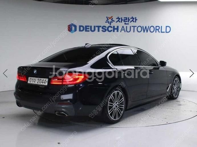 @19년식 5시리즈(7세대) 530i xDrive M스...--4