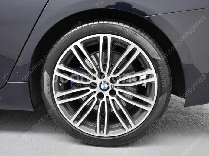 @19년식 5시리즈(7세대) 530i xDrive M스...--7
