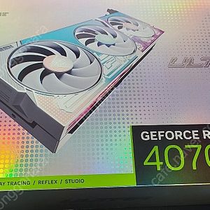칼라풀 rtx 4070 ti ultra white 12g 판매합니다.