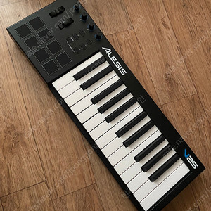 알레시스 V25 마스터 키보드