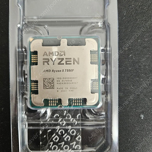 amd 라이젠 7500f 팝니다!