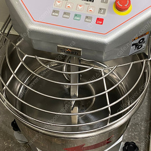 매장정리- 스파이럴20l, 라셀르 간냉 4도어, 2도어, 삼덕 6단 발효기, 10l 버티컬 믹서, 언더카운터 식기세척기, 스메그, 20단 오븐렉, 냉장 쇼케이스, 3단 빵진열대