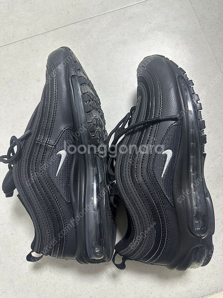 나이키 에어맥스97 gs 250사이즈--1