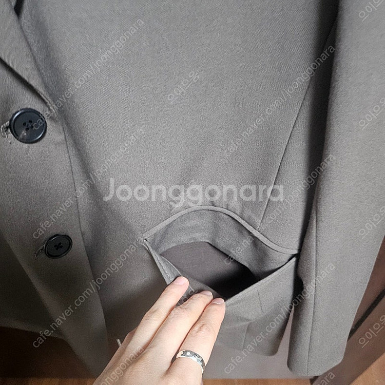 무신사 스탠다드 우먼즈 오버사이즈 블레이저 XS 라이트...--3