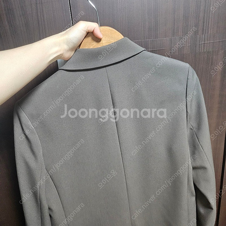 무신사 스탠다드 우먼즈 오버사이즈 블레이저 XS 라이트...--4