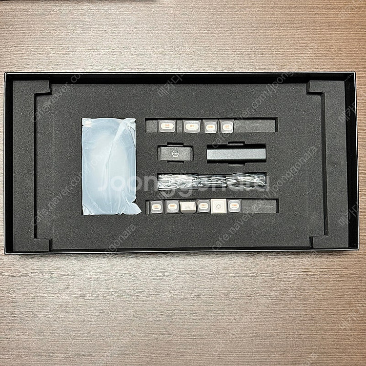 IQUNIX OG80 기계식 키보드--6