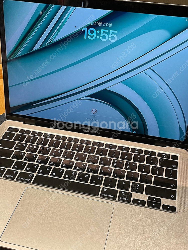 맥북 에어 M1 13인치 실버 256GB 8GB(급처)--1
