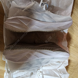 아식스 노바블라스트5 흰색 260