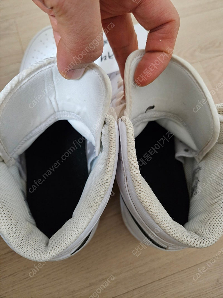 조던1 미드 흰색 포인트화(280)--7