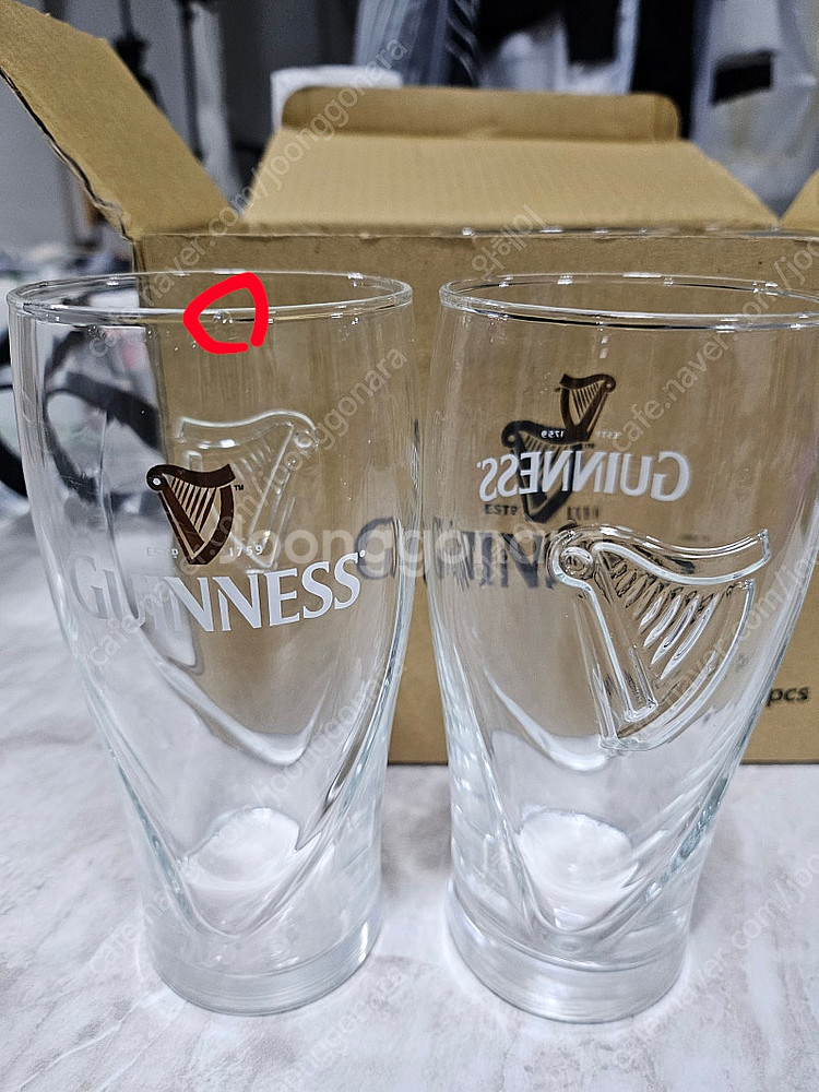 기네스 흑맥주잔 전용잔 유리잔 총6개 - 1개는 입구깨...--4