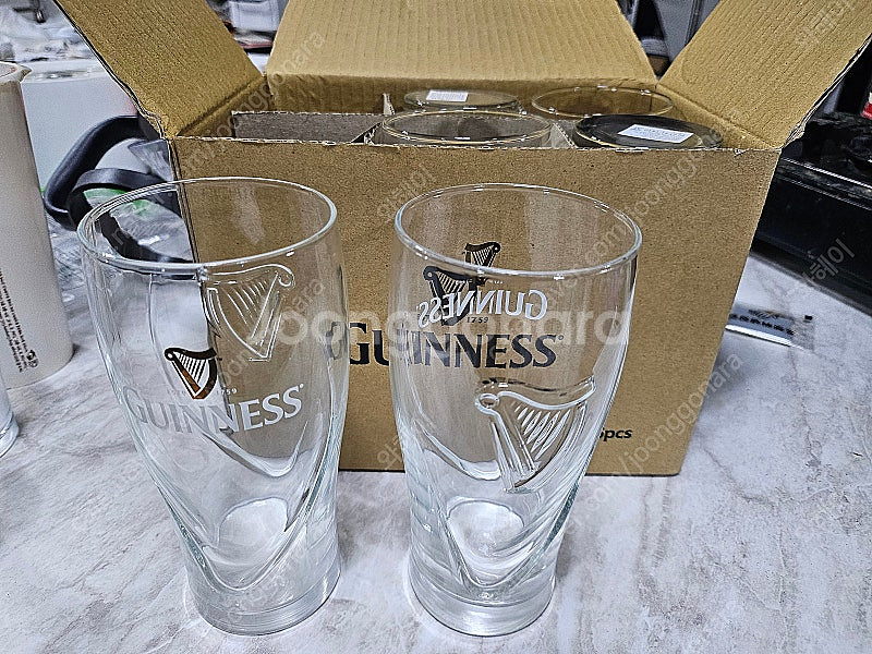 기네스 흑맥주잔 전용잔 유리잔 총6개 - 1개는 입구깨...--5