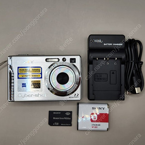 소니 DSC-W80 디카 판매합니다.
