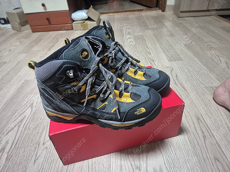 무크구두/노스페이스/등산화/안전화/골프화/탁구화/배드민턴화--235/240/255/275-280-새신발급 이미지