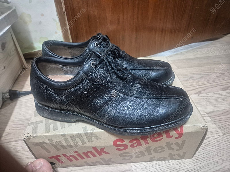 무크구두/노스페이스/등산화/안전화/골프화/탁구화/배드민턴화--235/240/255/275-280-새신발급 이미지