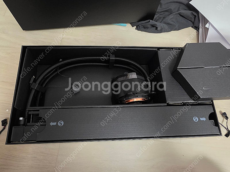 쿨러마스터 MASTERLIQUID 360 ION LCD...--1