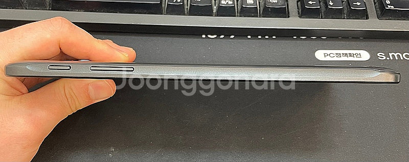 갤럭시탭E 8.0 LTE 블랙 32GB 무잔상 상태좋은...--4