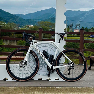 캐니언 canyon 인플라이트 Inflite CF SLX 8 울테그라 Di2 사이즈M