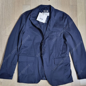 (새상품) 봄에 입기 좋은 BESLOW STANDARD 블레이저 S 택포 2.5만