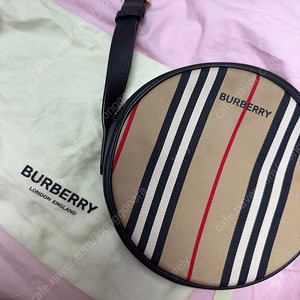 버버리 스트라이프 크로스바디백