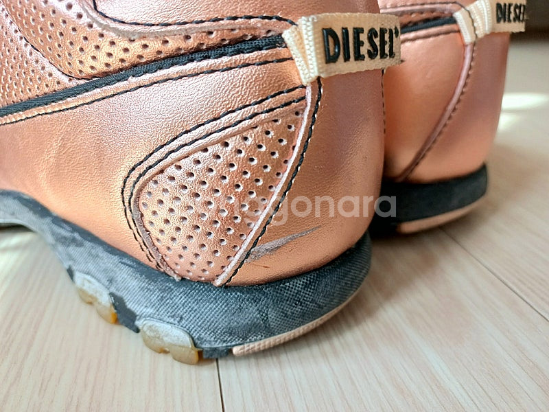 빈티지 디젤 DIESEL 여성 운동화 / US7.5 /...--8