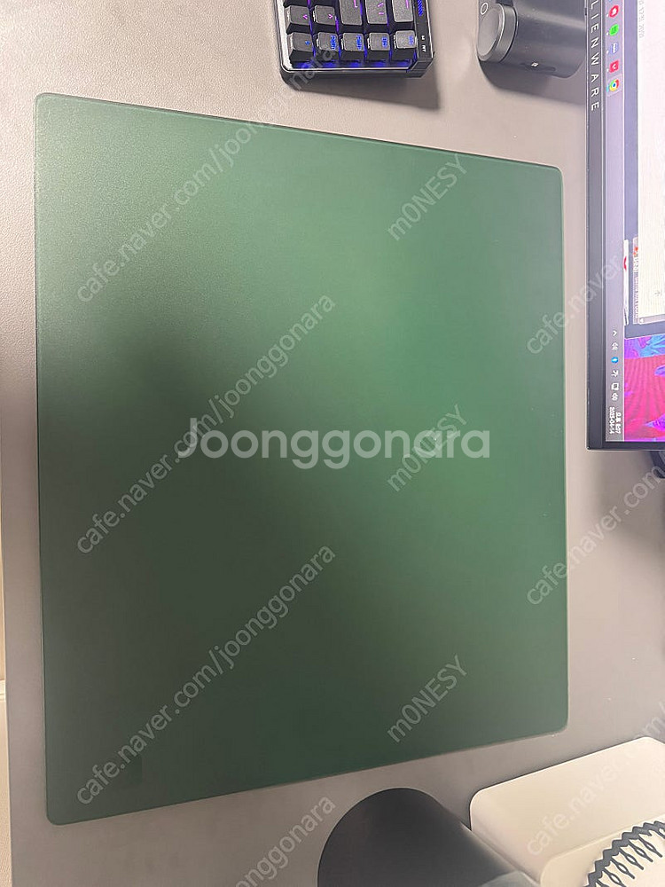 콰오아 오디세우스 FE2 브레이킹 유리패드 판매합니다.--0