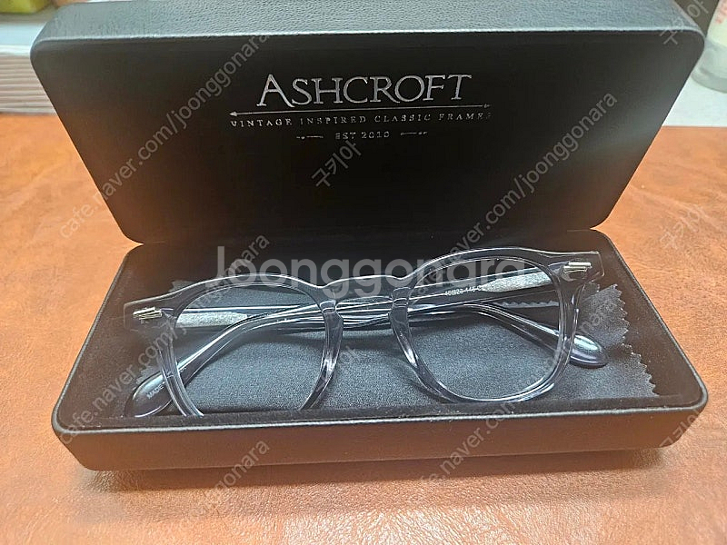 애쉬크로프트 긴즈버그46안경--0