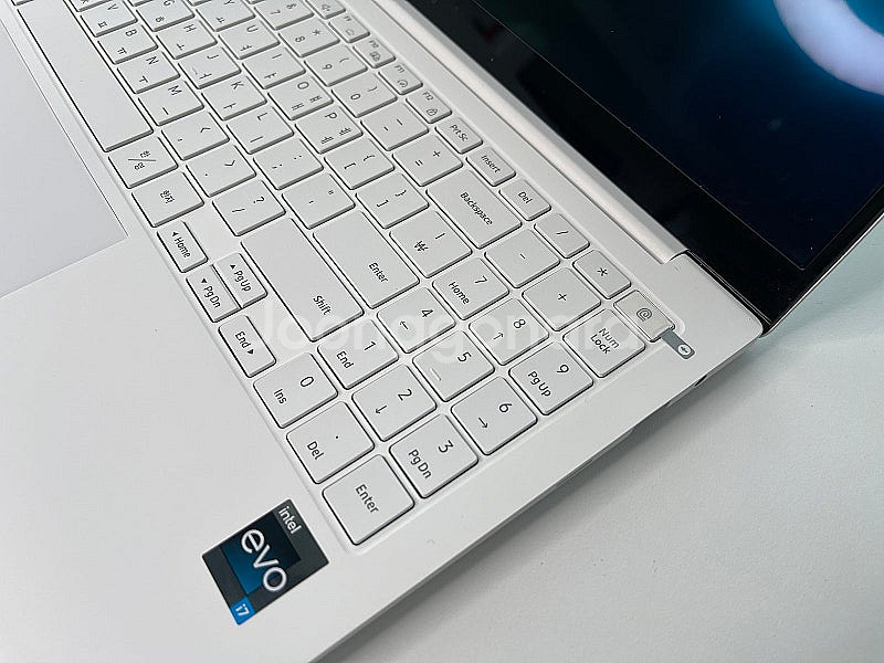 [새상품급] 삼성전자 갤럭시북2 프로 NT950XEE-...--7