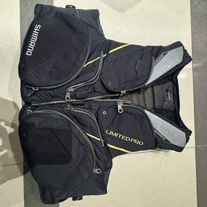 시마노 리미티드 프로 조끼