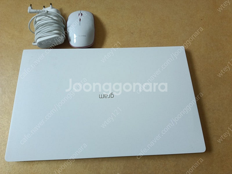 LG그램 15Z990-VP50ML i5-8265U SSD512--6