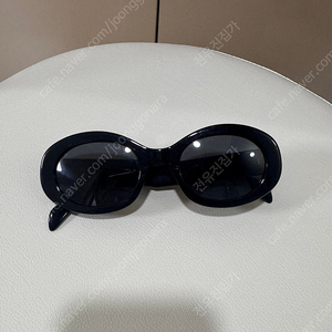 셀린느 트리옹프 선글라스 올블랙