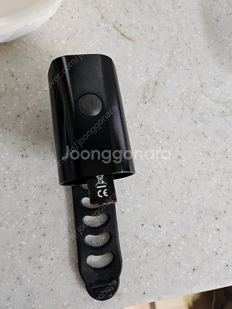 LEZYNE 리자인 자전거 라이트 400루멘 팝니다. ...--5