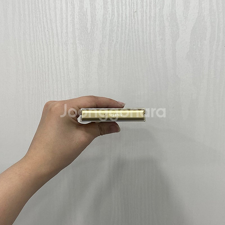 84653 A급. 갤럭시Z플립6 256기가 옐로우 공기...--3