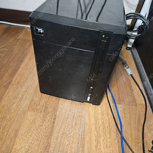 컴퓨터 amd 라이젠 2200g 8g ssd500g+hdd400g
