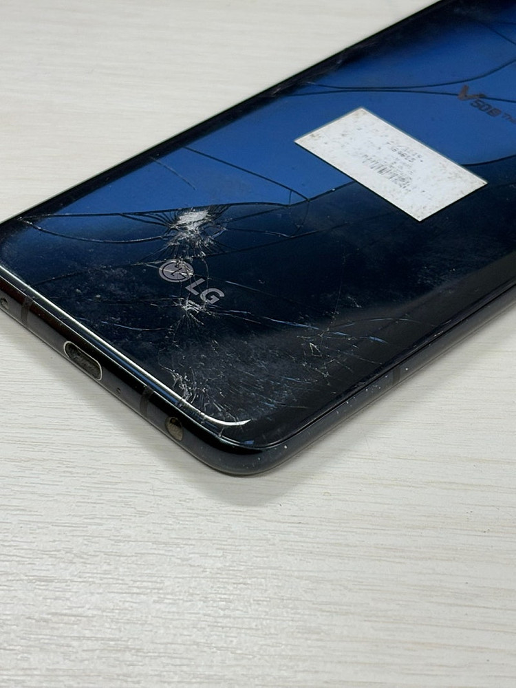 LG V50s 블랙색상 256용량 액정상태좋은 무잔상 단말기 8만 판매합니다 이미지